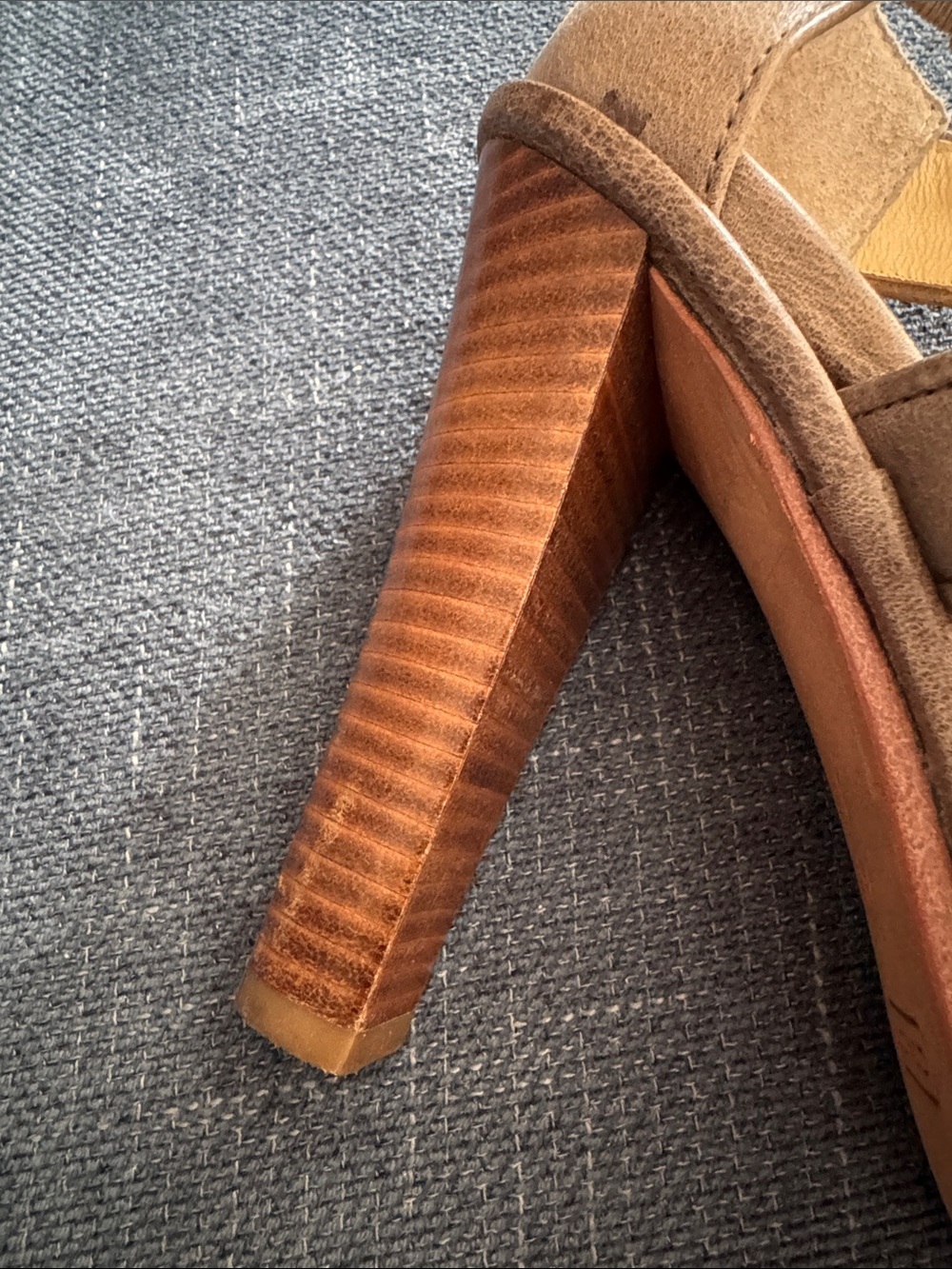 Coach Heels - Picture 11 of 15